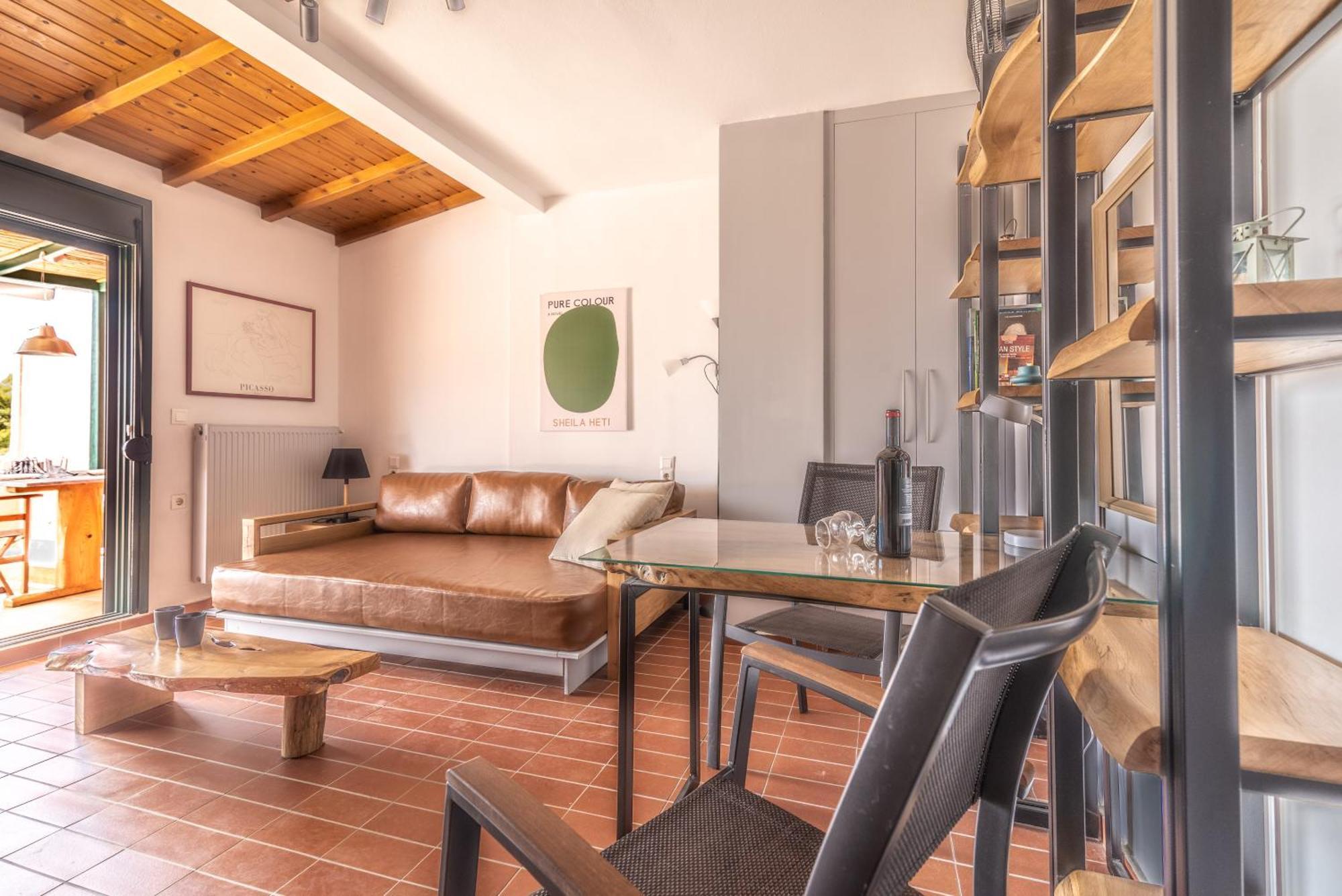 Loft Near The Airport With Seaview Apartment