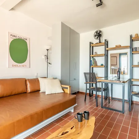City Loft Near The Airport With Seaview Iraklio Exterior foto