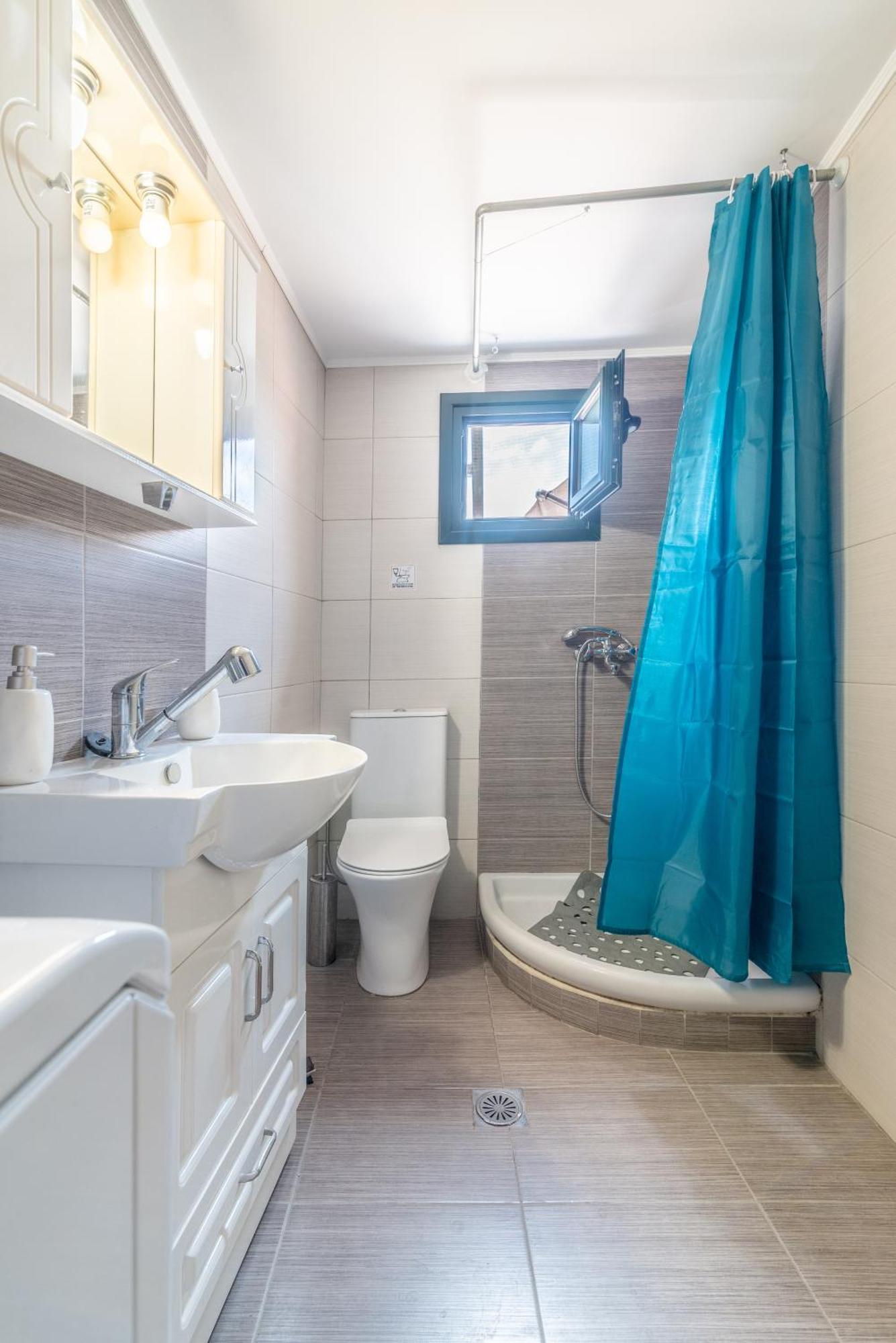 Loft Near The Airport With Seaview Iraklio